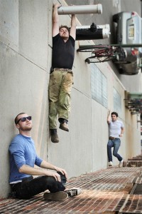 photography-forced-perspective-effect-graphic-photo